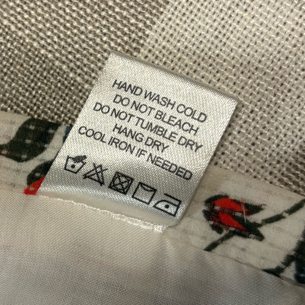 Tularosa Floral Ruffle Blouse in Cream and Red - Picture 9 of 9